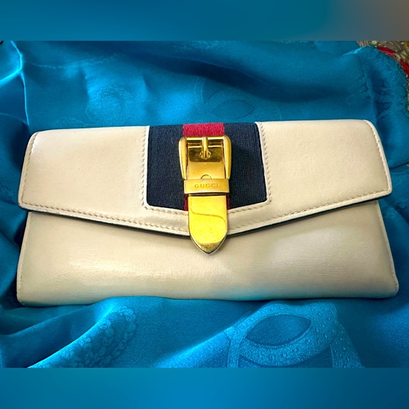 Gucci Sylvie long wallet - Picture 1 of 14